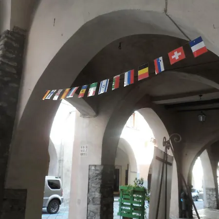 Palazzo Barli Pieve di Teco